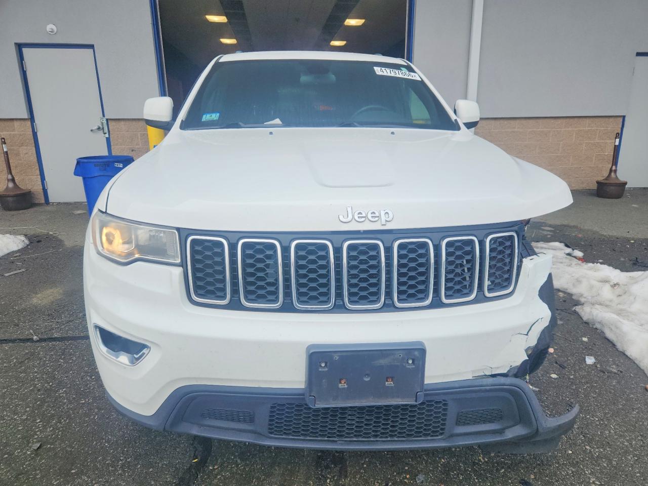 2018 JEEP GRAND CHEROKEE LAREDO photo 13