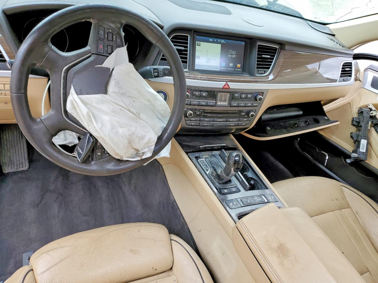 2015 HYUNDAI GENESIS 3.8L photo 8