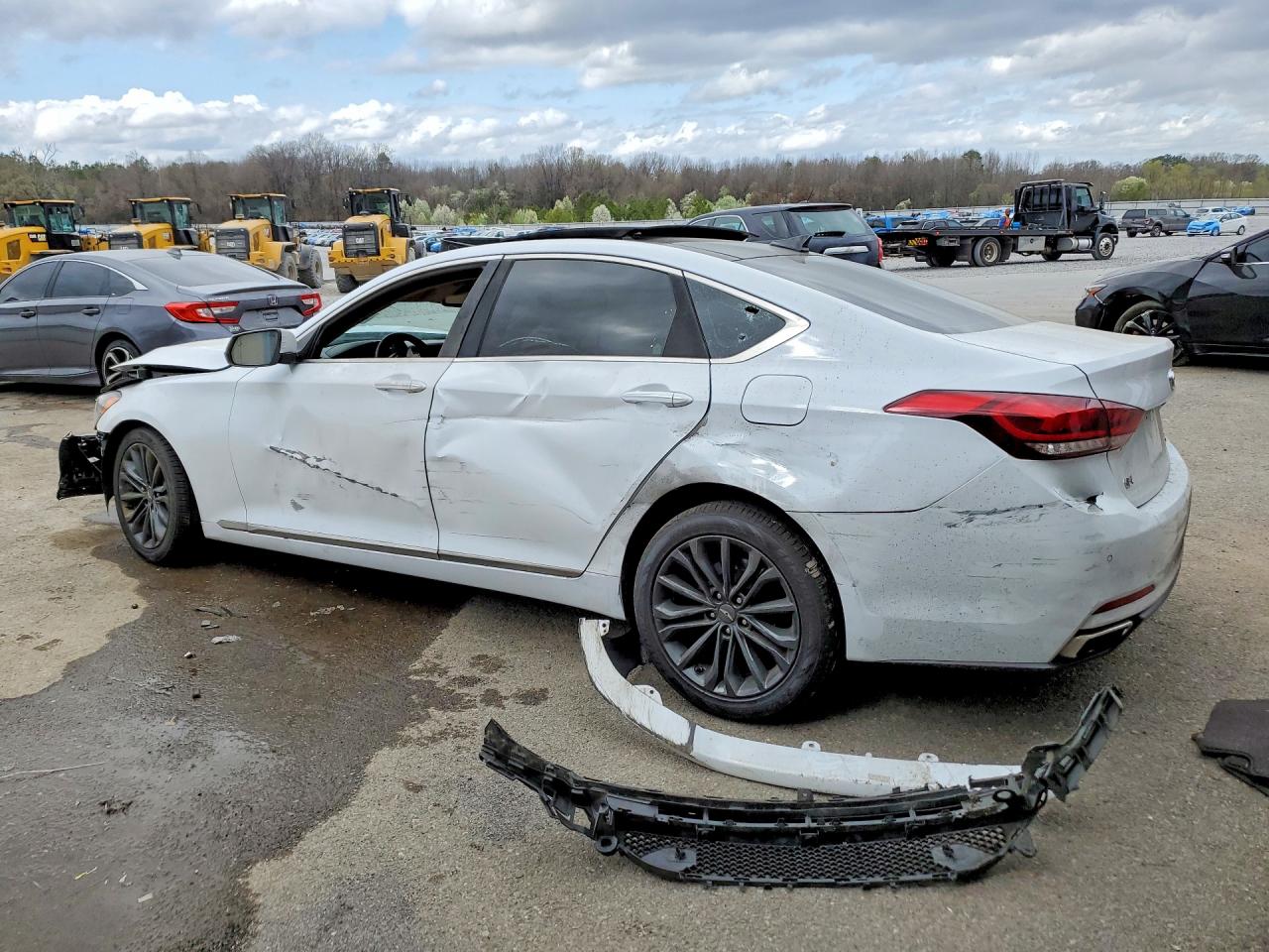2015 HYUNDAI GENESIS 3.8L photo 2