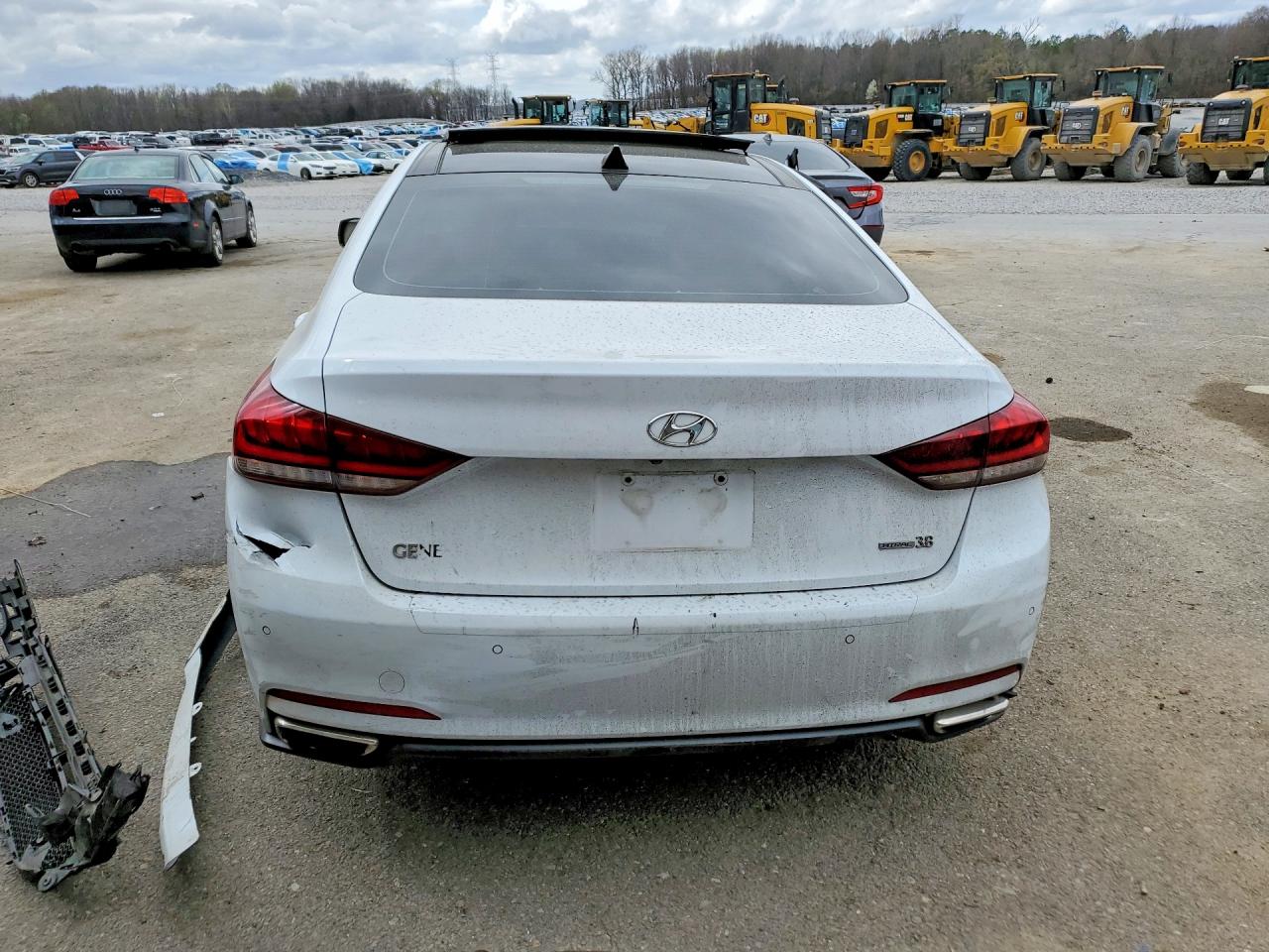 2015 HYUNDAI GENESIS 3.8L photo 6
