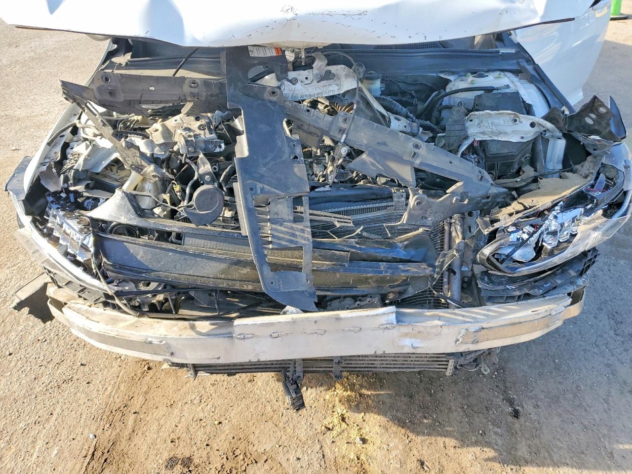 2018 HONDA ACCORD photo 21