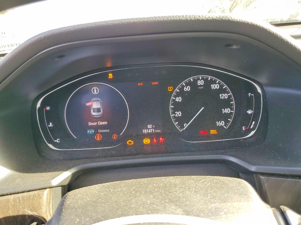 2018 HONDA ACCORD photo 17