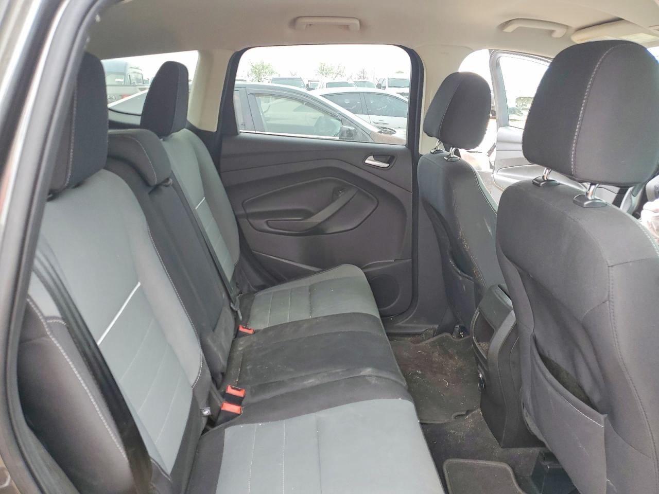 2015 FORD ESCAPE SE photo 10