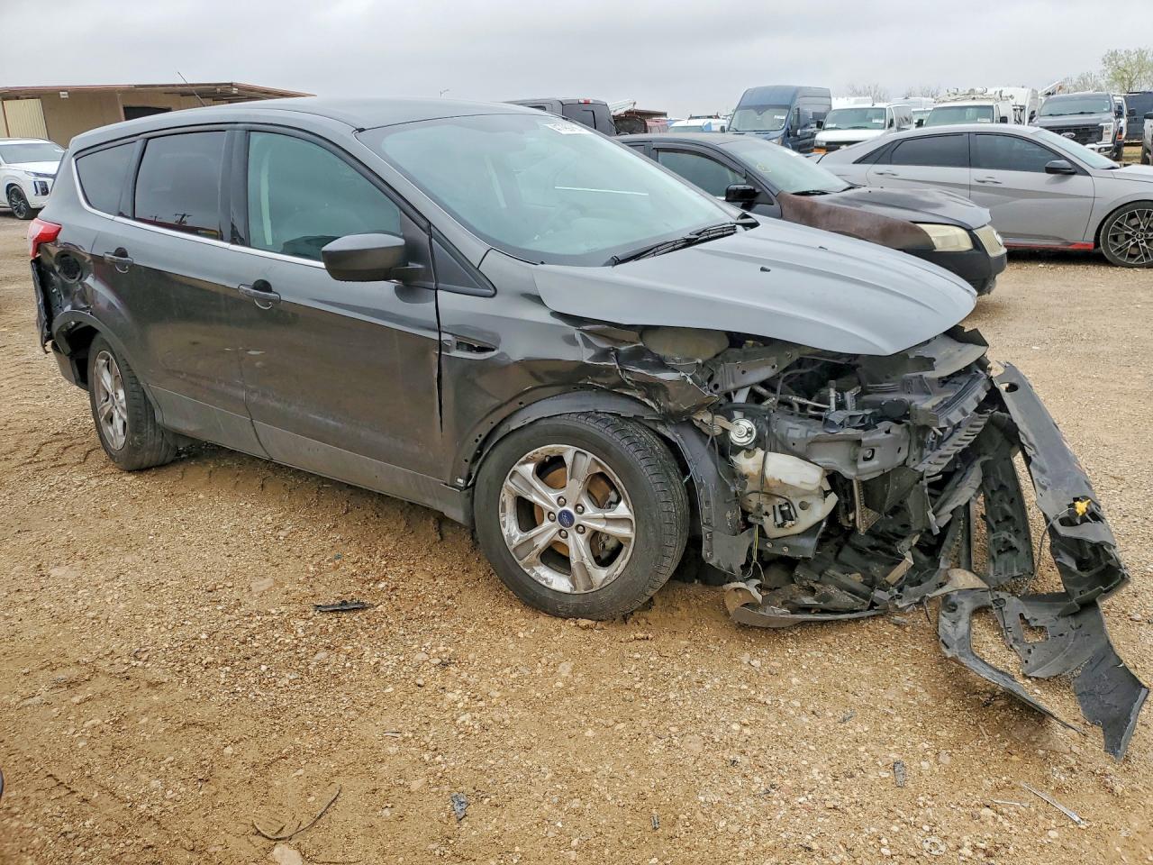 2015 FORD ESCAPE SE photo 4