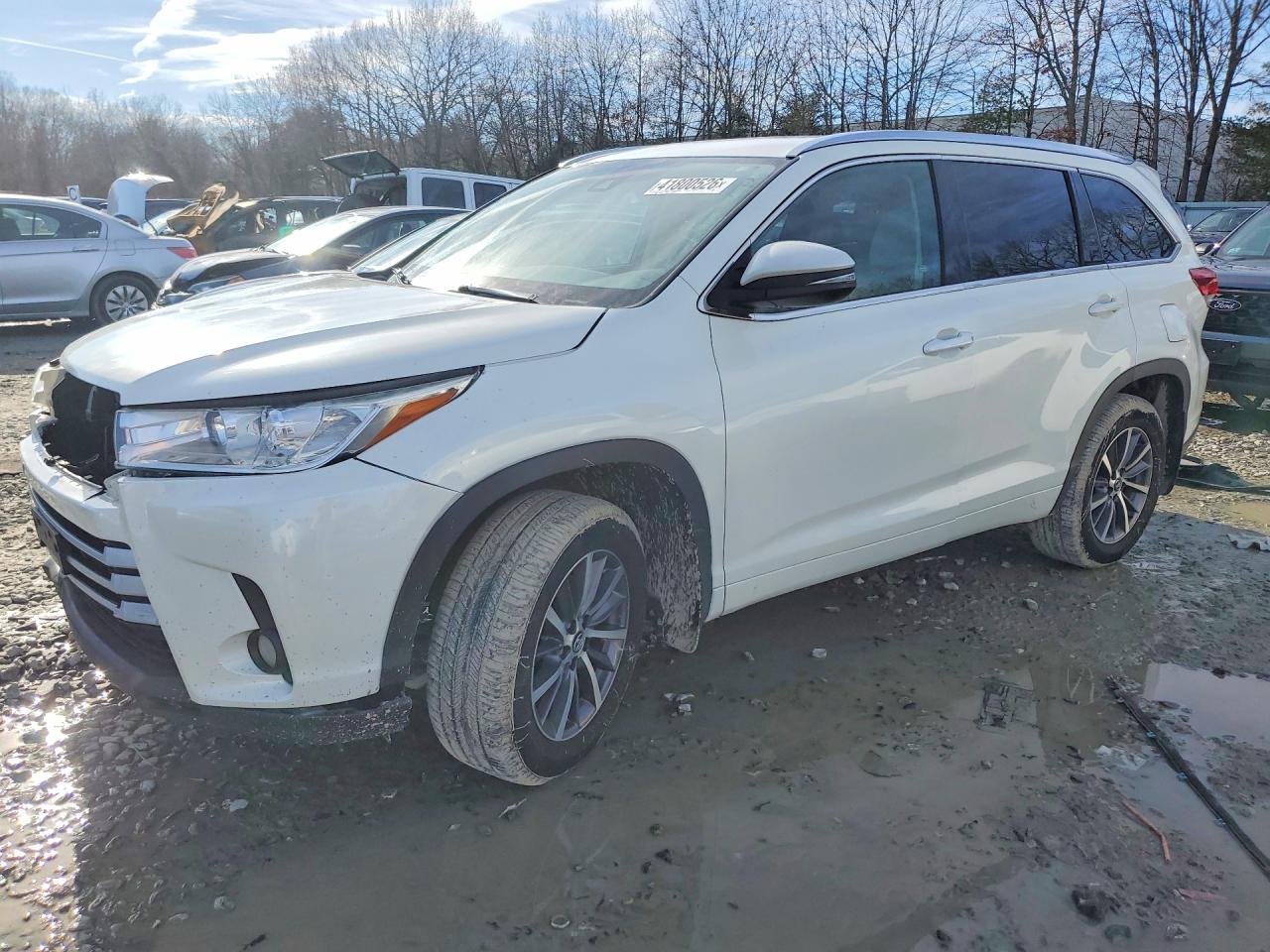 2017 TOYOTA HIGHLANDER