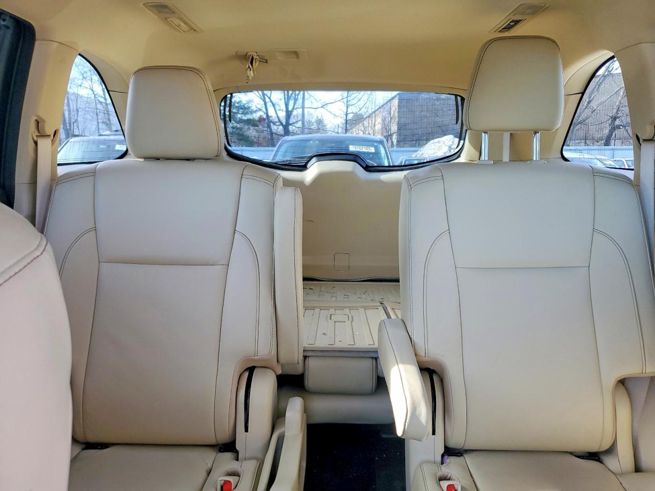 2017 TOYOTA HIGHLANDER XLE photo 19