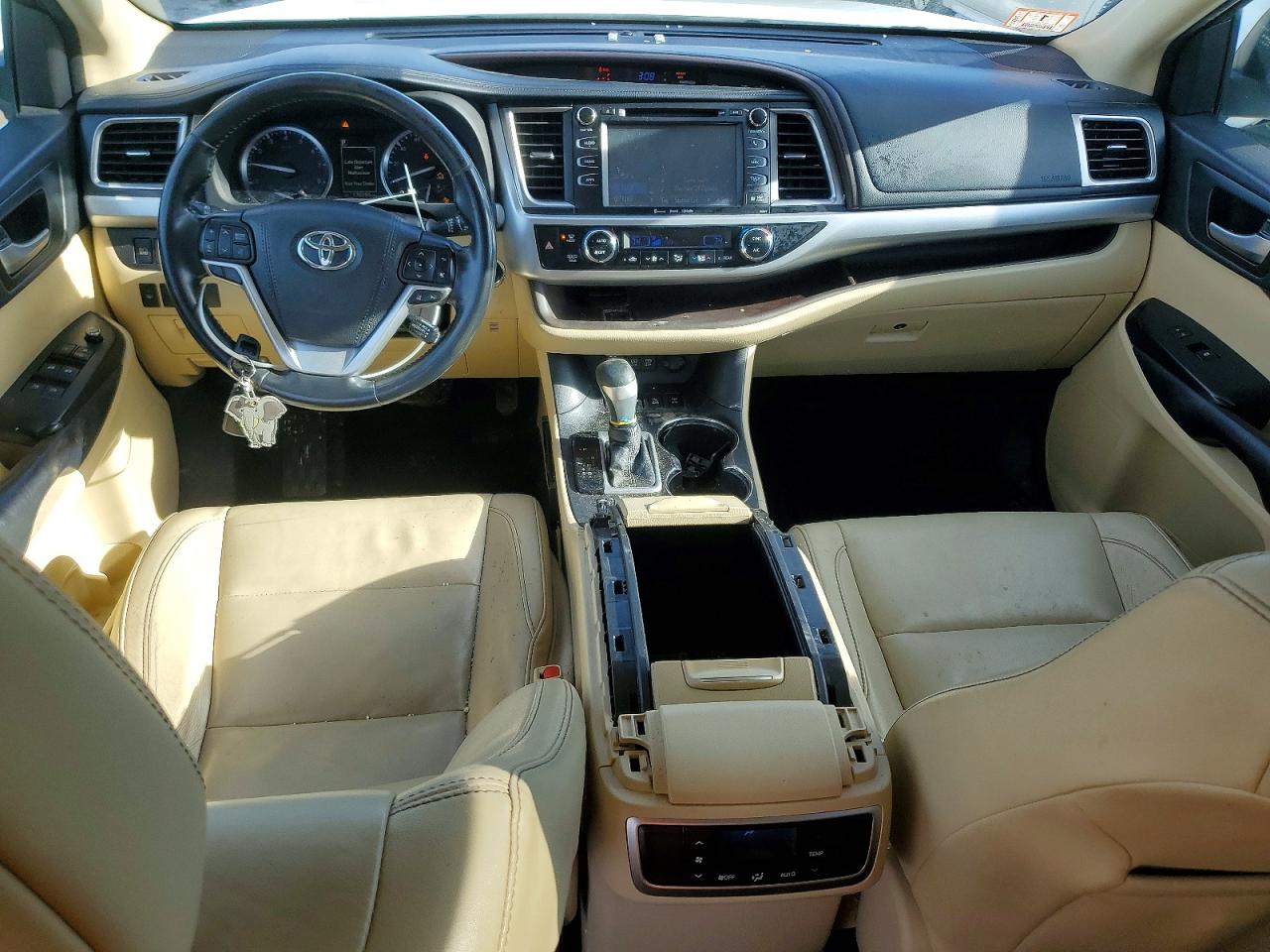 2017 TOYOTA HIGHLANDER XLE photo 15
