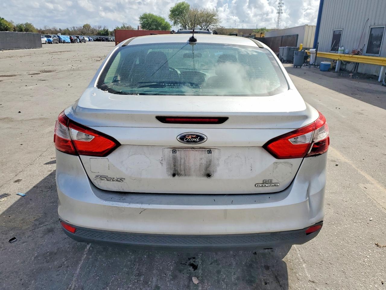 2014 FORD FOCUS SE photo 11