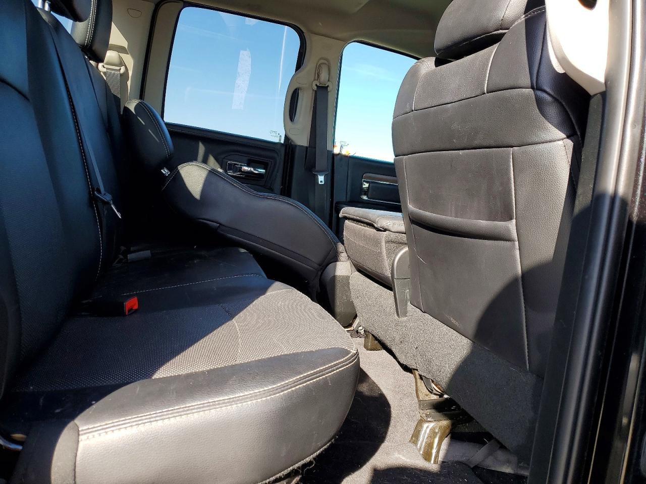 2017 RAM 1500 LARAMIE photo 10
