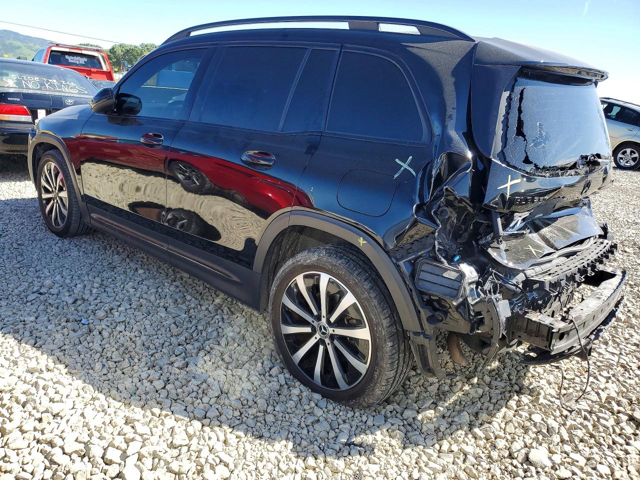 2021 MERCEDES-BENZ GLB 250 photo 2