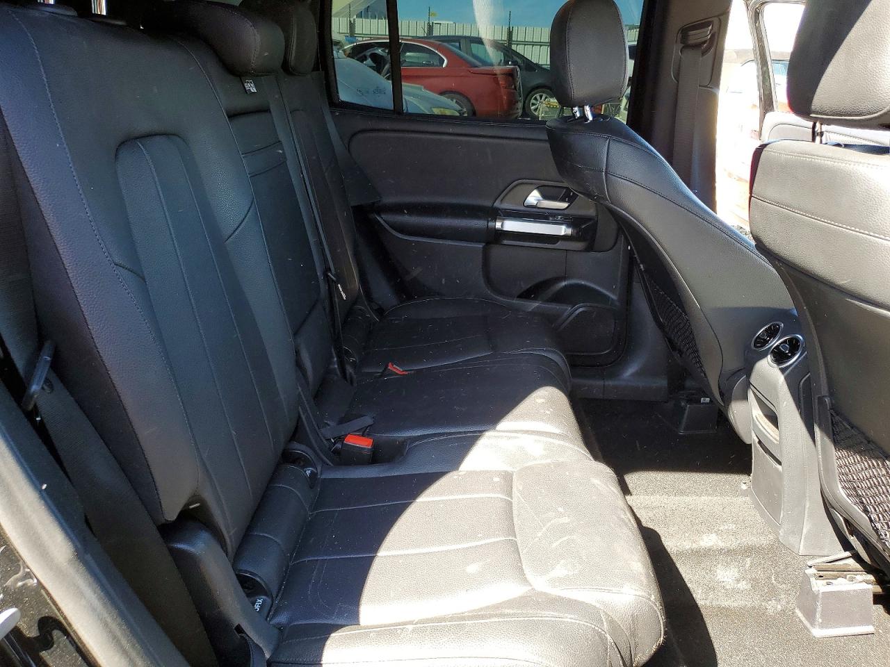 2021 MERCEDES-BENZ GLB 250 photo 11