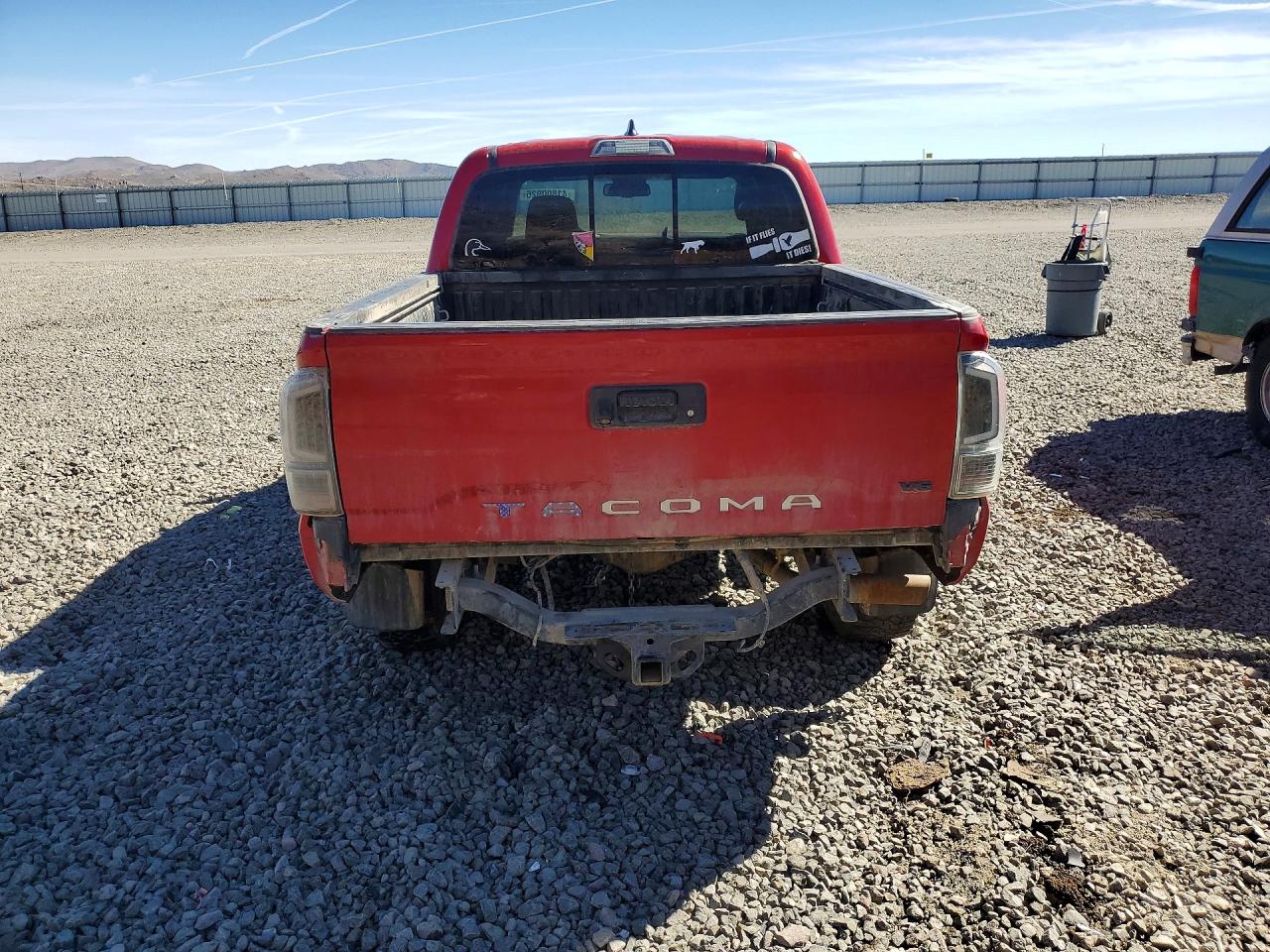 2017 TOYOTA TACOMA TRD SPORT photo 6