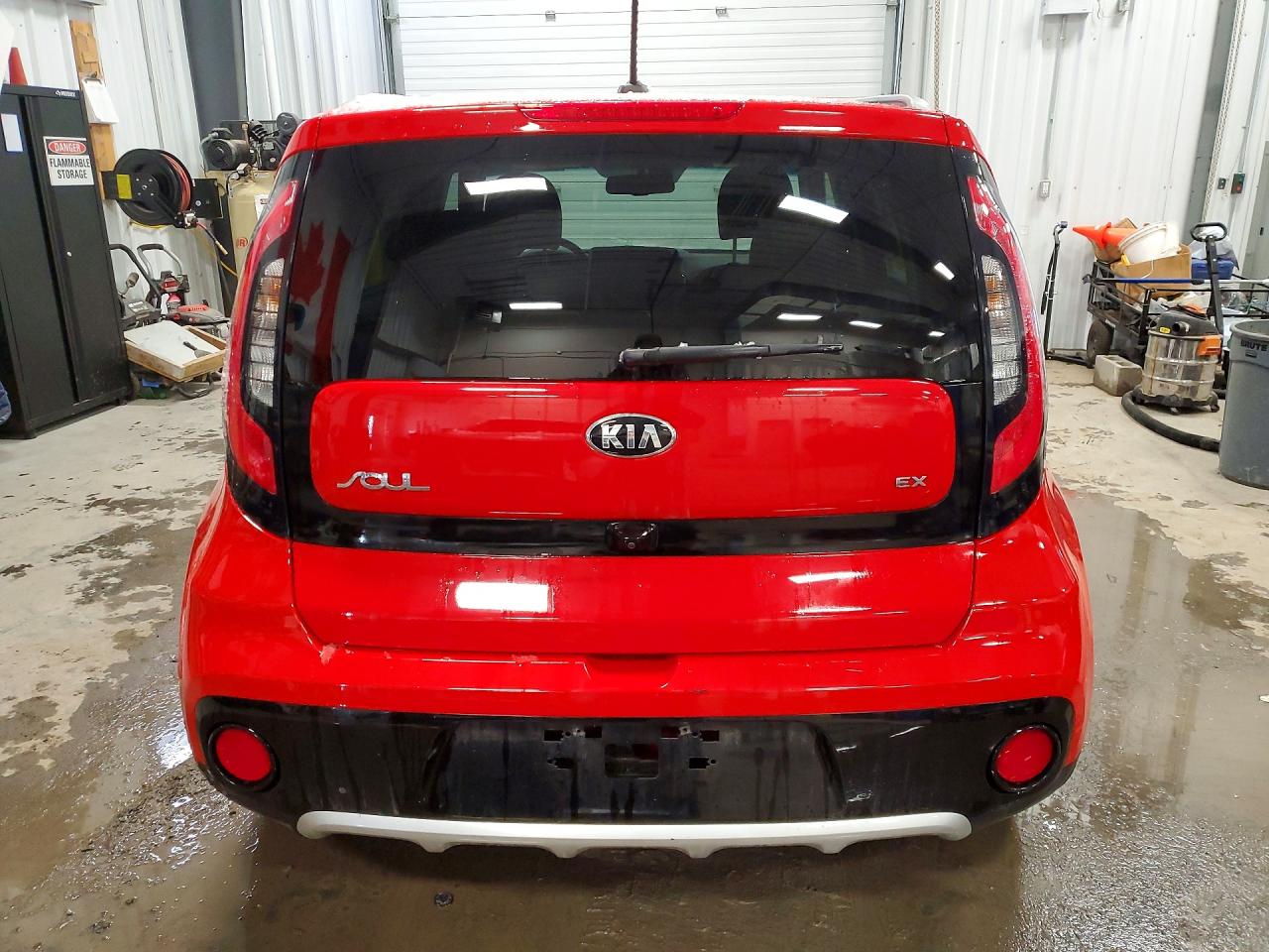 2017 KIA SOUL + photo 6