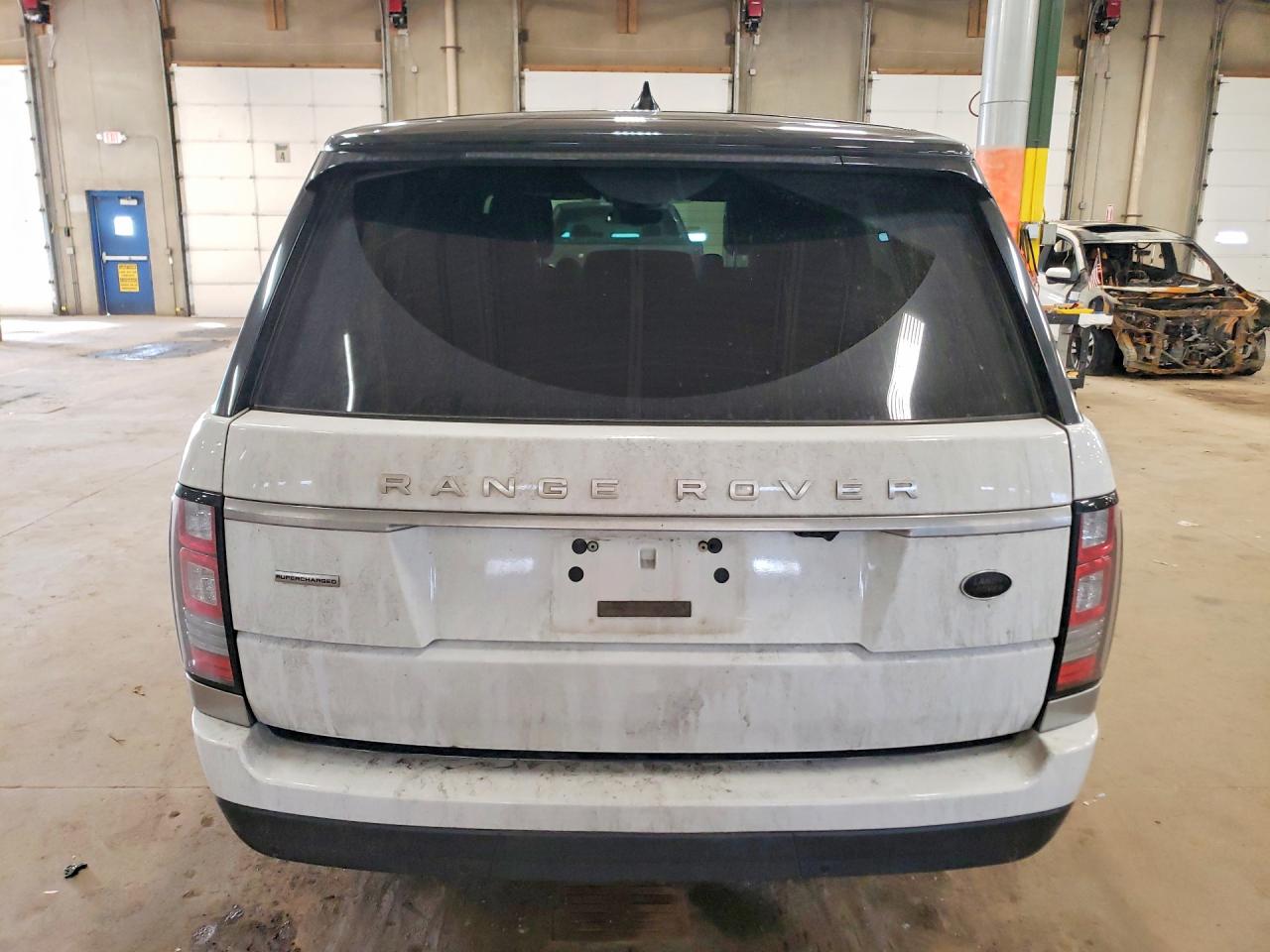 2017 LAND ROVER RANGE ROVER SUPERCHARGED photo 6