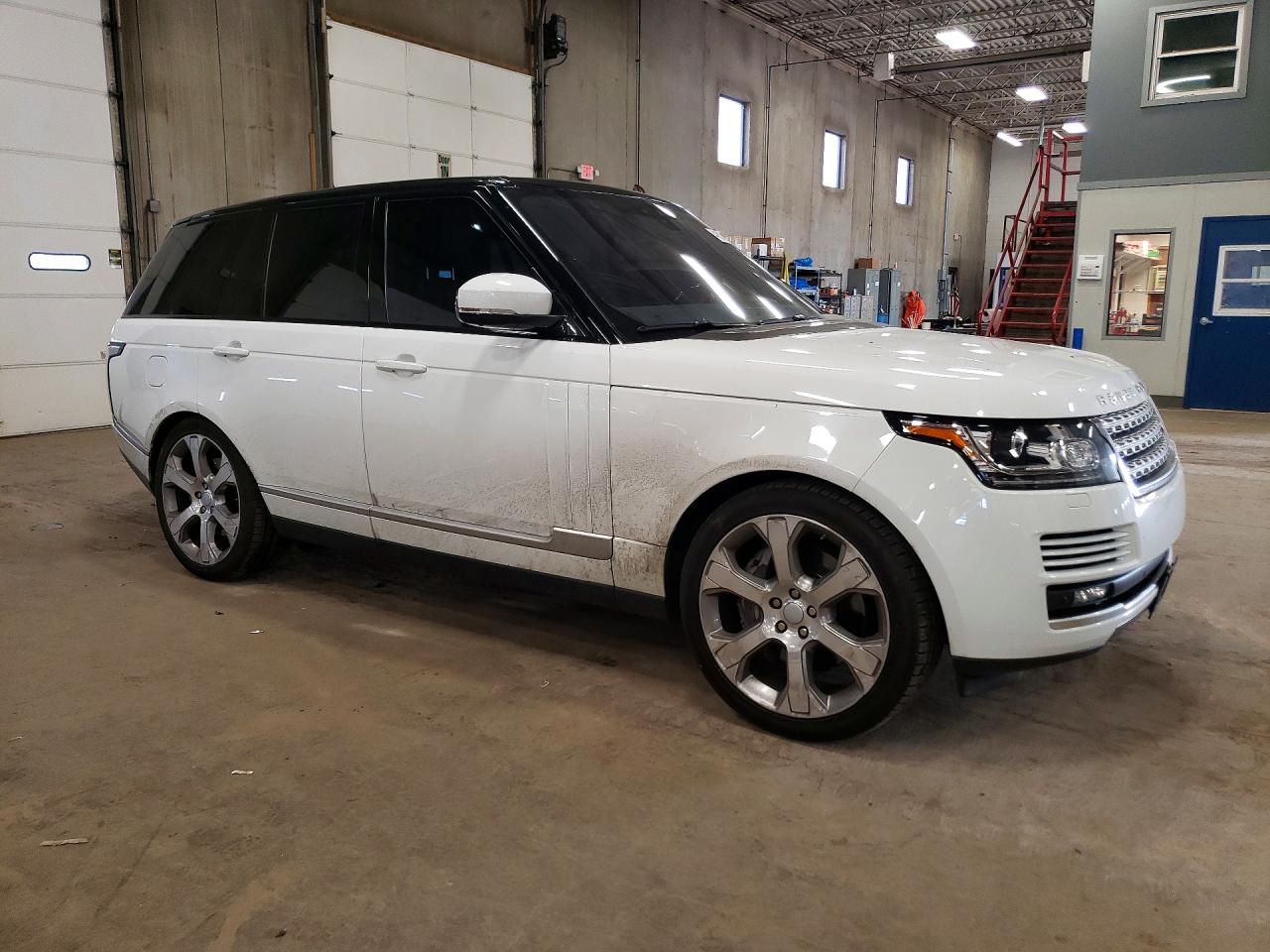 2017 LAND ROVER RANGE ROVER SUPERCHARGED photo 4