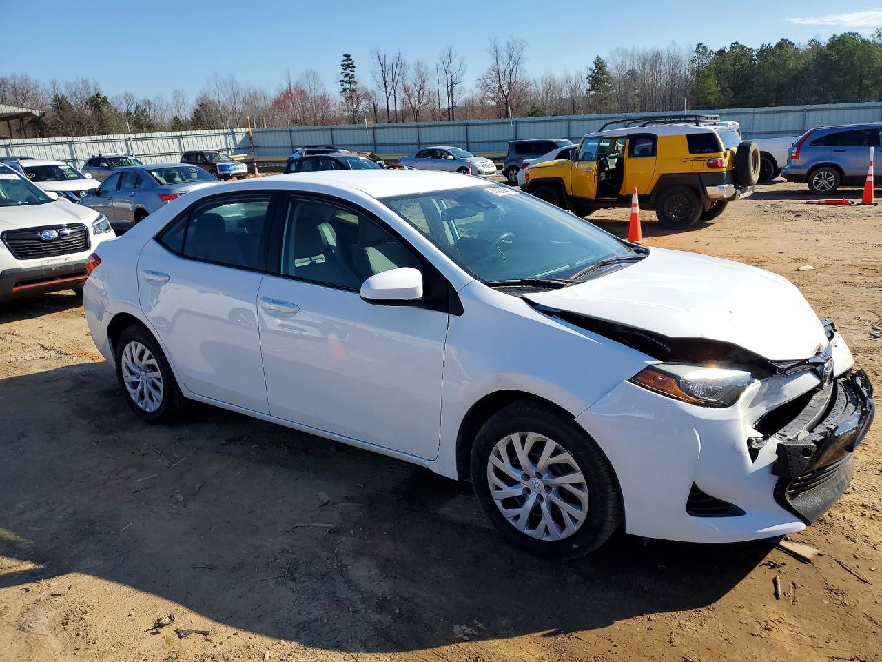 2018 TOYOTA COROLLA LE photo 4