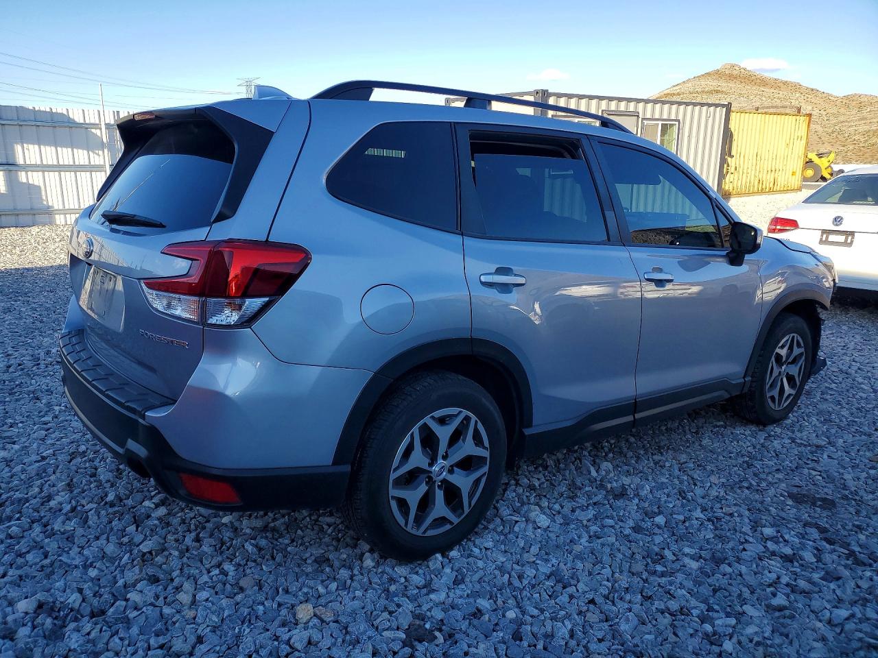 2021 SUBARU FORESTER PREMIUM photo 3