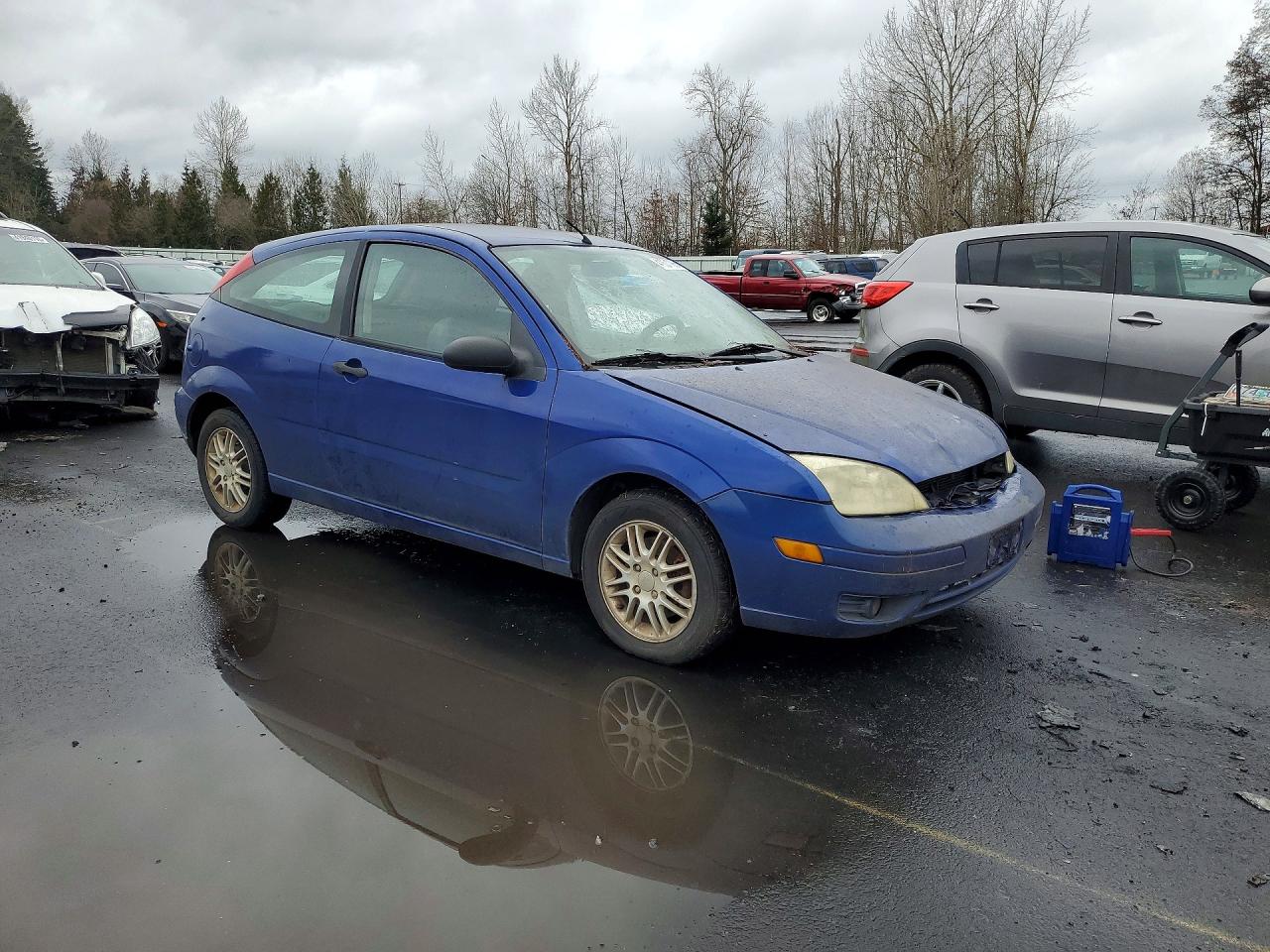 2005 FORD FOCUS ZX3 photo 4