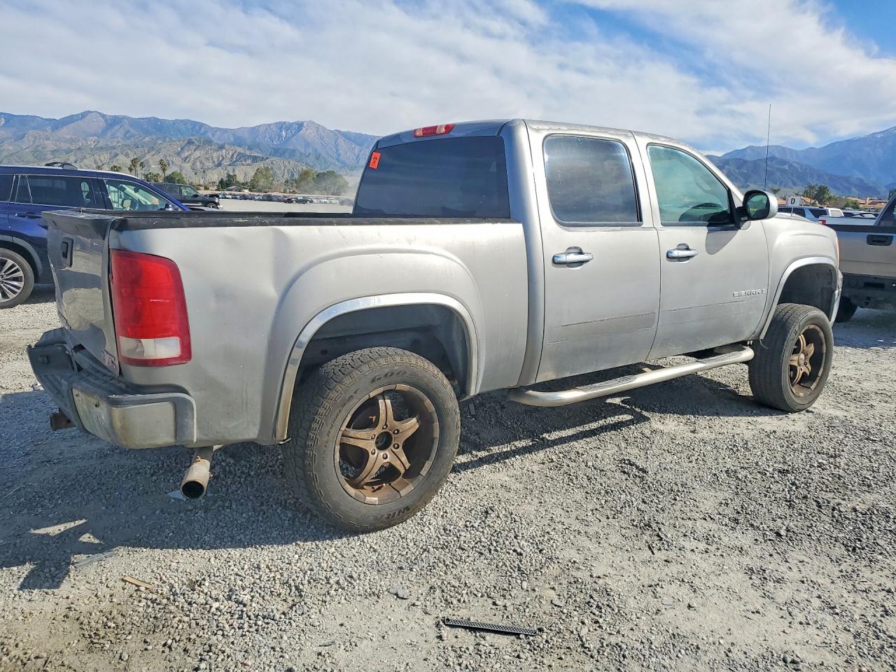 2007 GMC NEW SIERRA C1500 photo 5