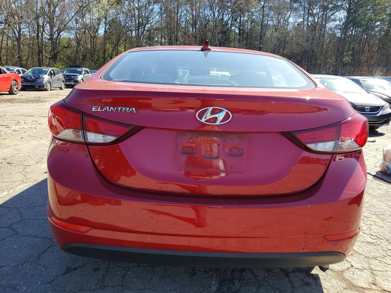 2016 HYUNDAI ELANTRA SE photo 11