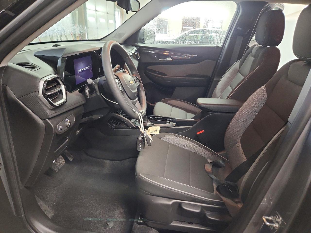 2025 CHEVROLET TRAILBLAZER LT photo 13