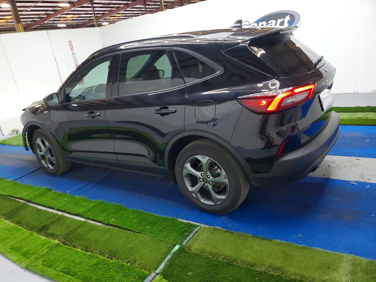 2025 FORD ESCAPE ST LINE SELECT photo 4