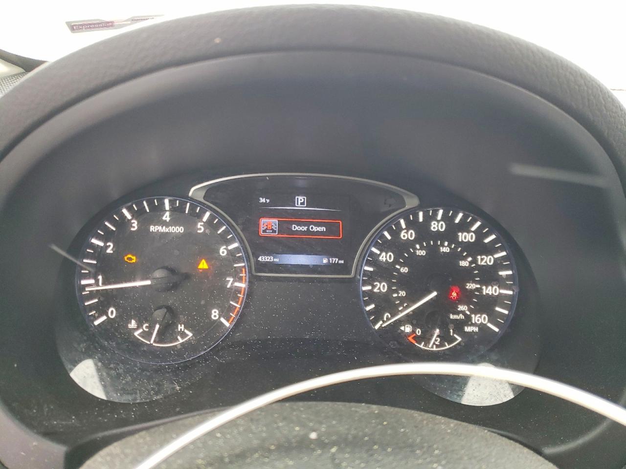 2016 NISSAN ALTIMA 2.5 SR photo 9