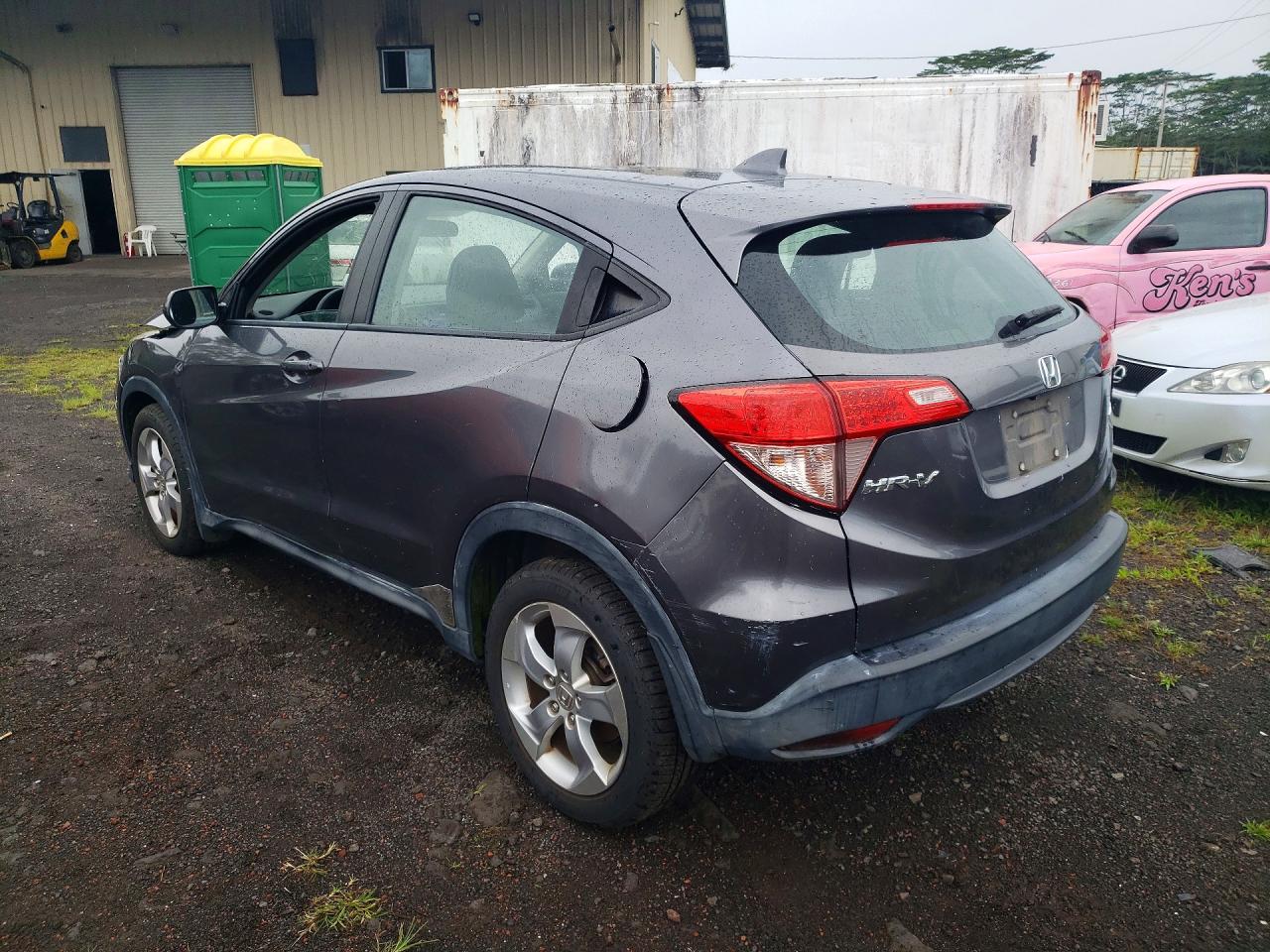 2016 HONDA HR-V LX photo 2
