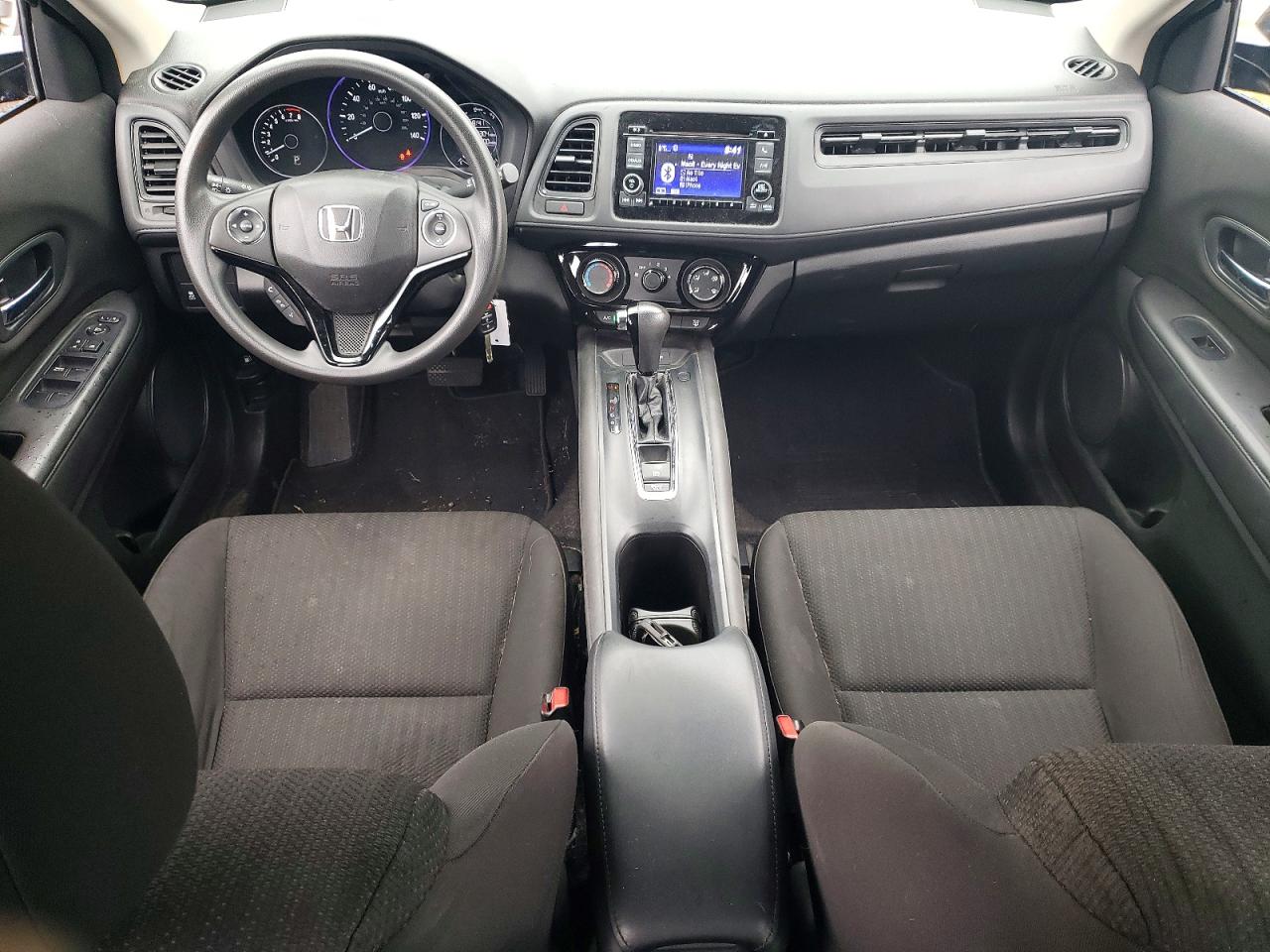 2016 HONDA HR-V LX photo 8