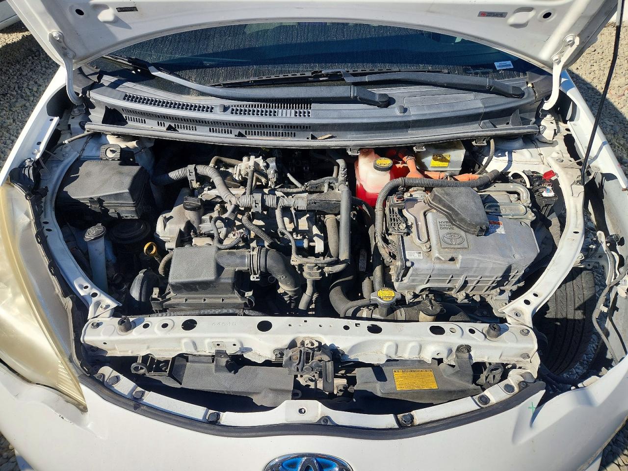 2013 TOYOTA PRIUS C ONE photo 21