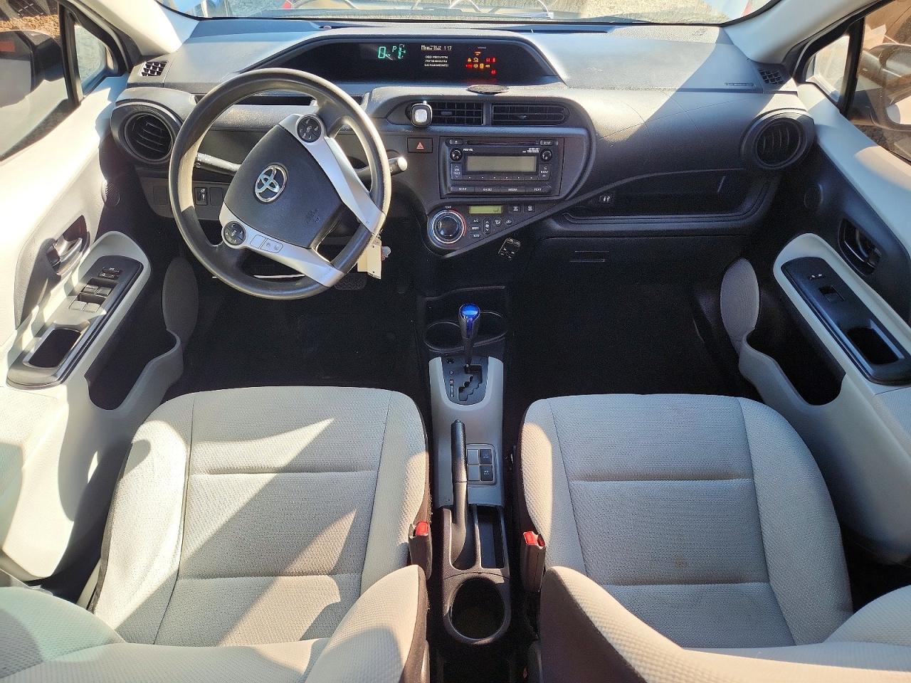 2013 TOYOTA PRIUS C ONE photo 15