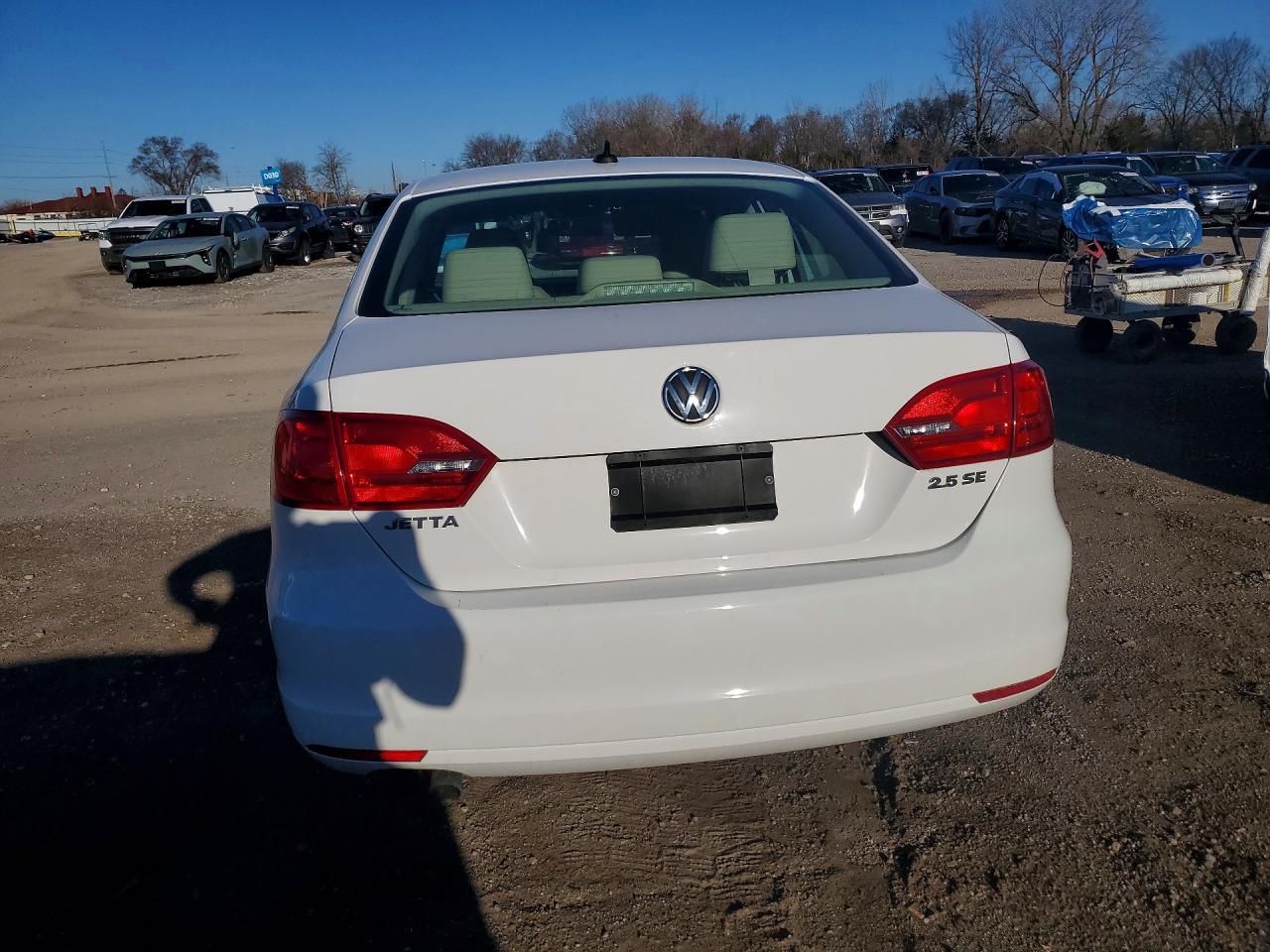 2013 VOLKSWAGEN JETTA SE photo 16