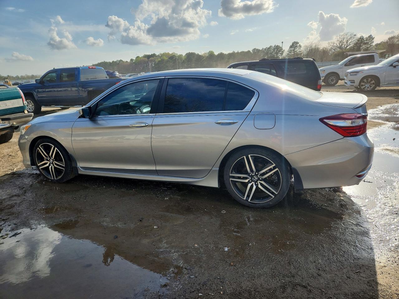 2016 HONDA ACCORD SPORT photo 3