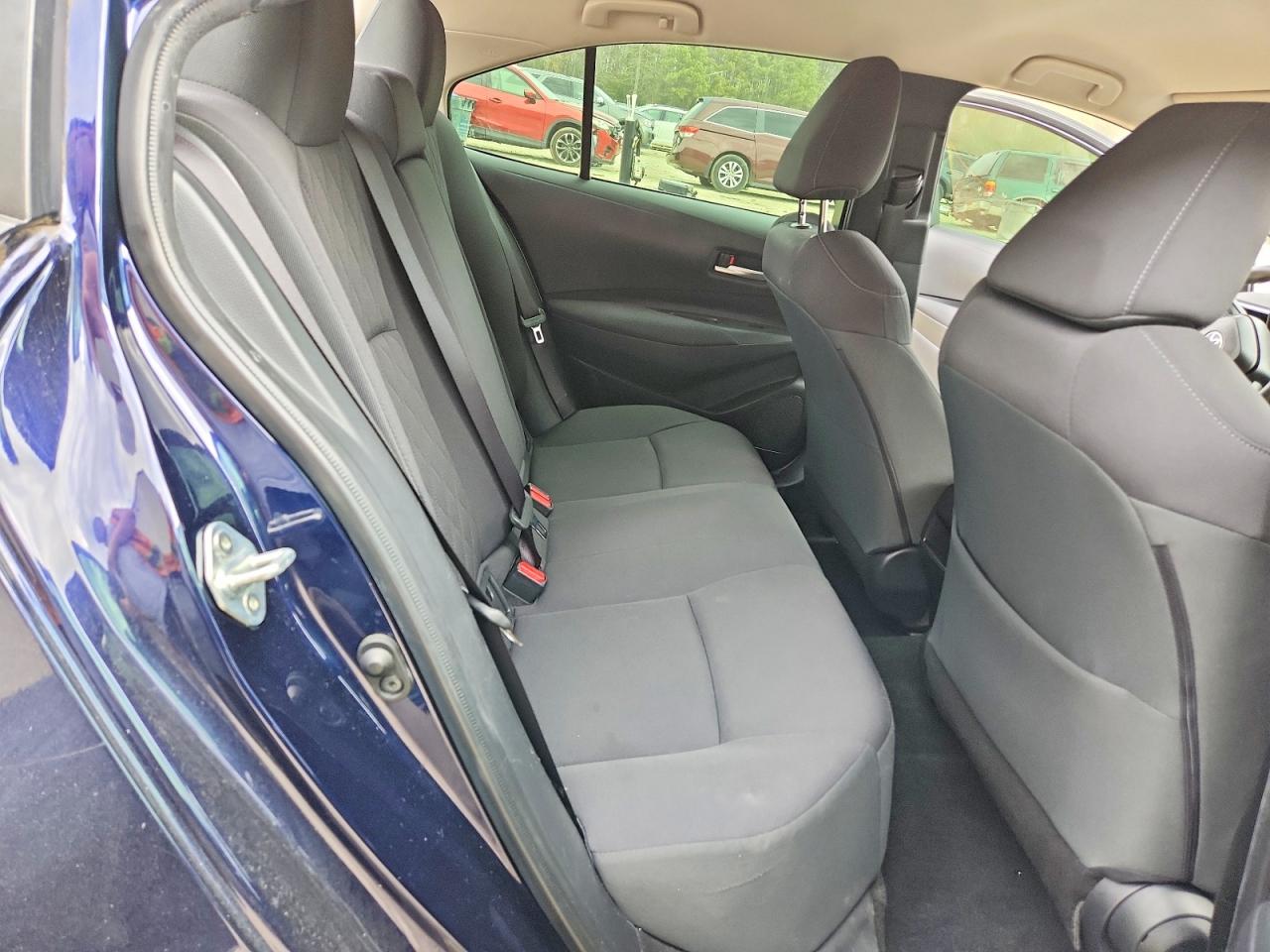 2020 TOYOTA COROLLA LE photo 19