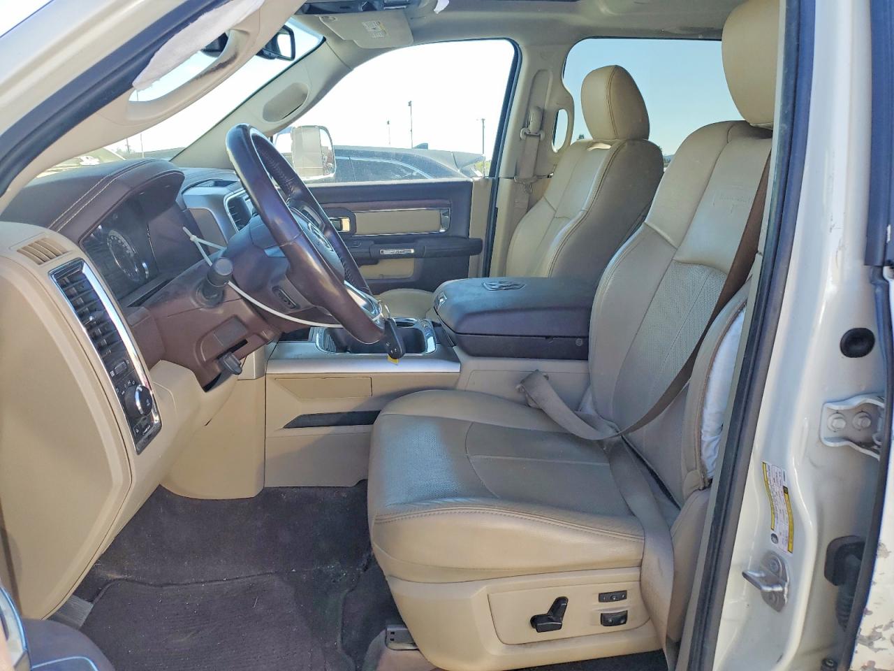 2018 RAM 2500 LARAMIE photo 19