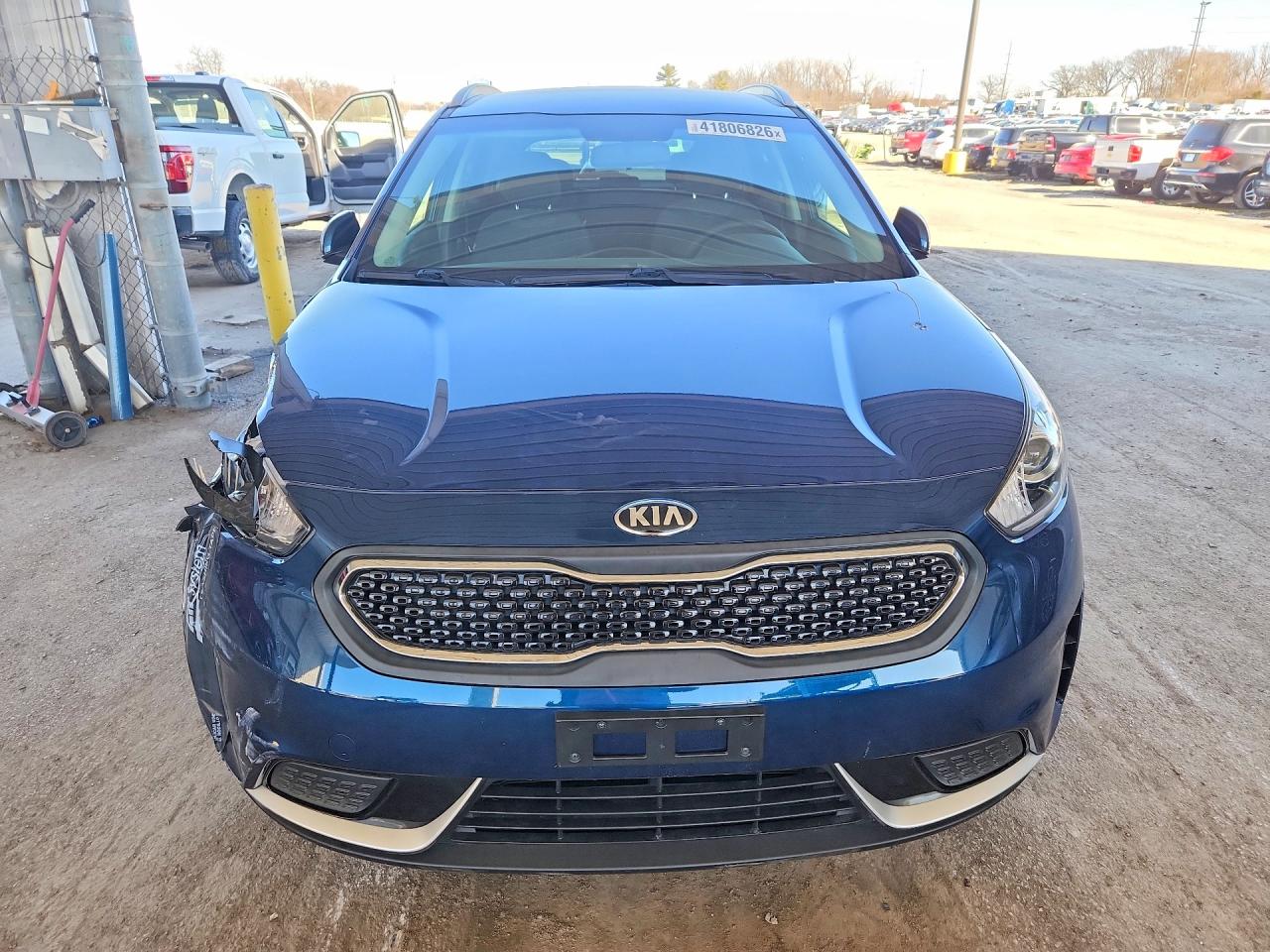 2017 KIA NIRO LX photo 13