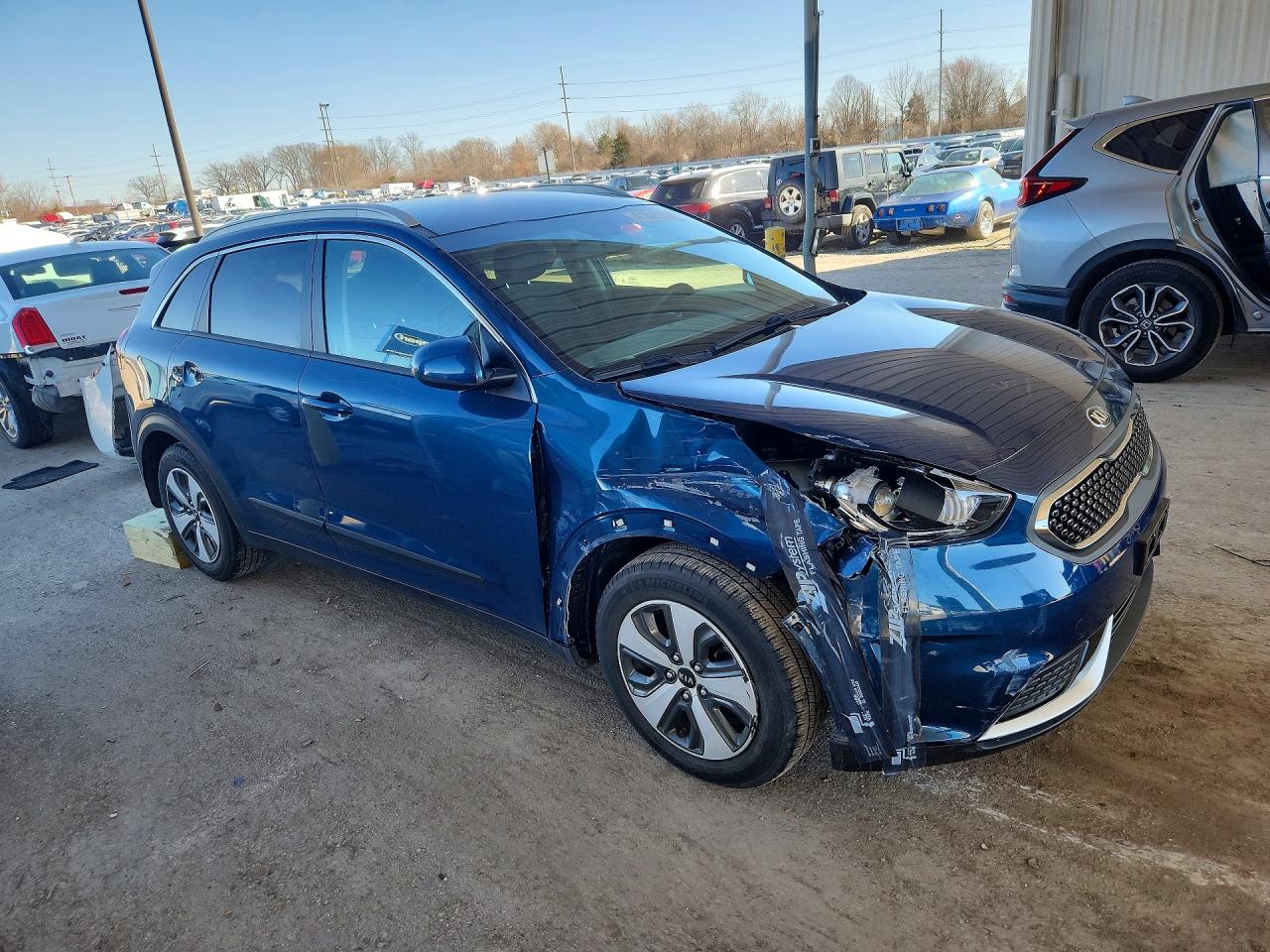 2017 KIA NIRO LX photo 10