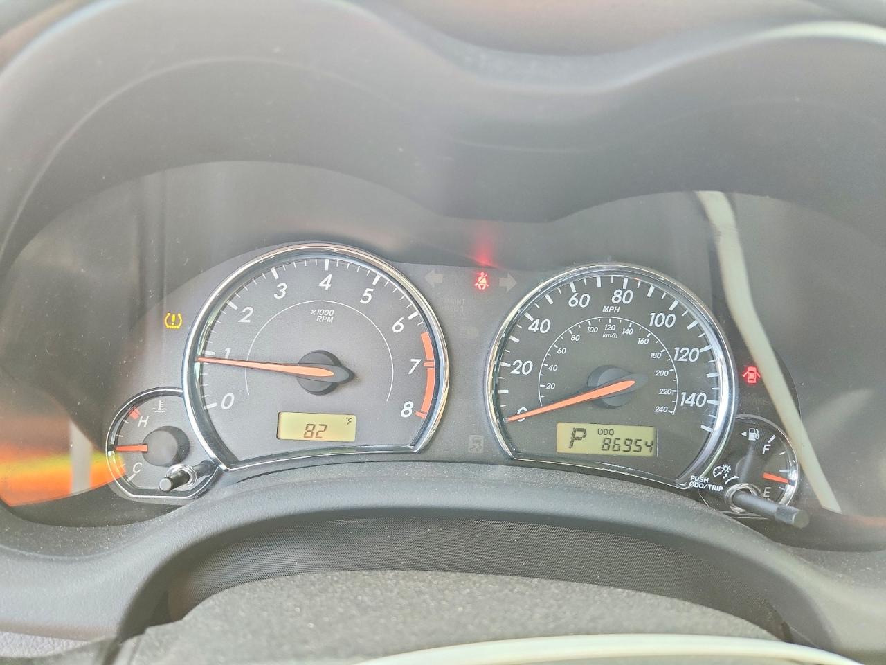 2012 TOYOTA COROLLA S photo 9