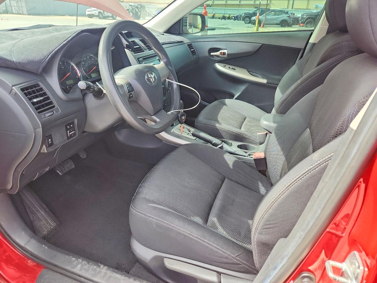 2012 TOYOTA COROLLA S photo 7