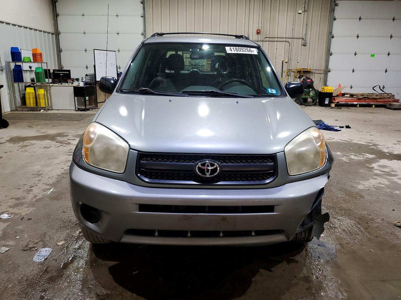 2005 TOYOTA RAV4 BASE photo 5