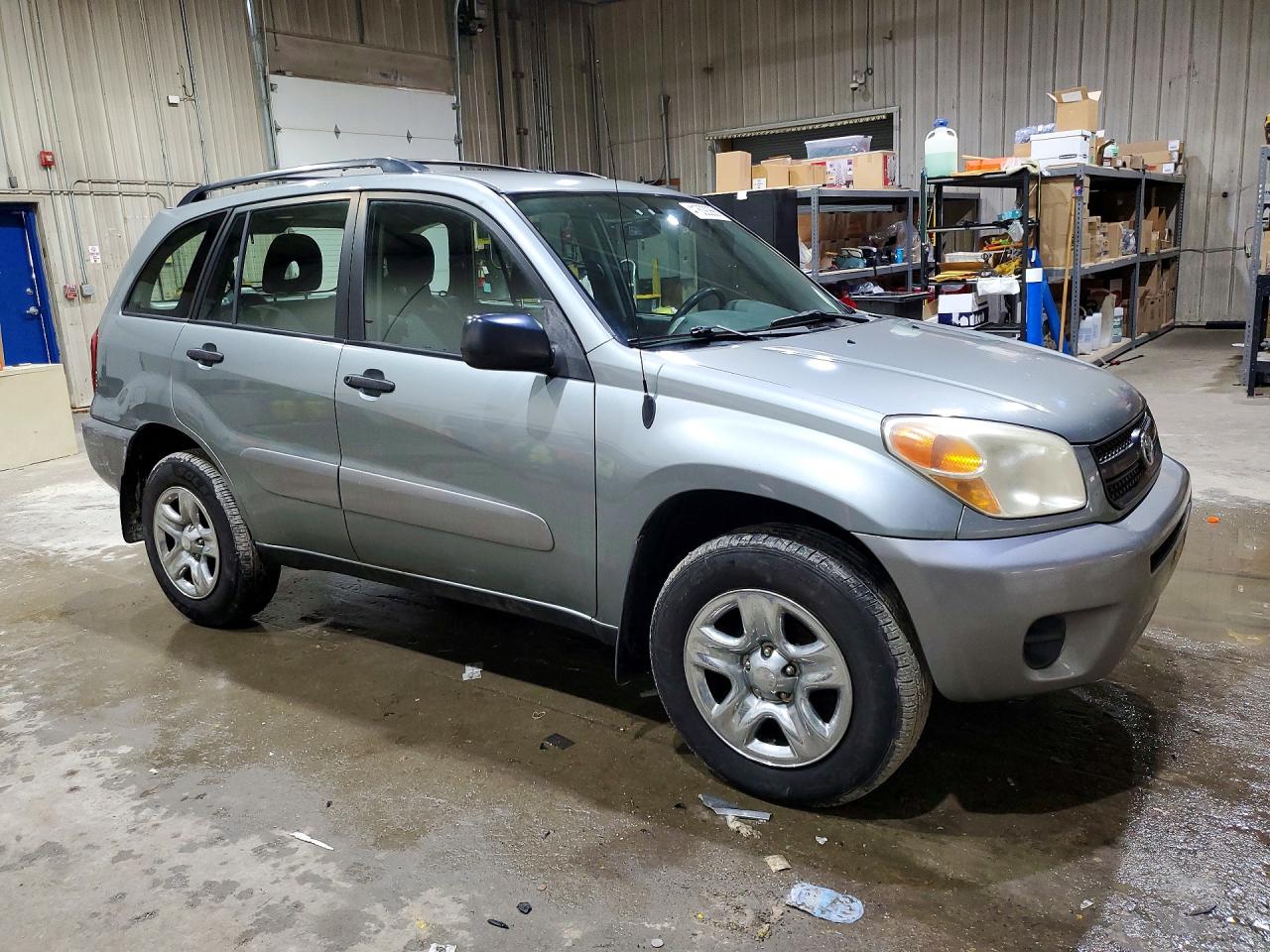 2005 TOYOTA RAV4 BASE photo 4