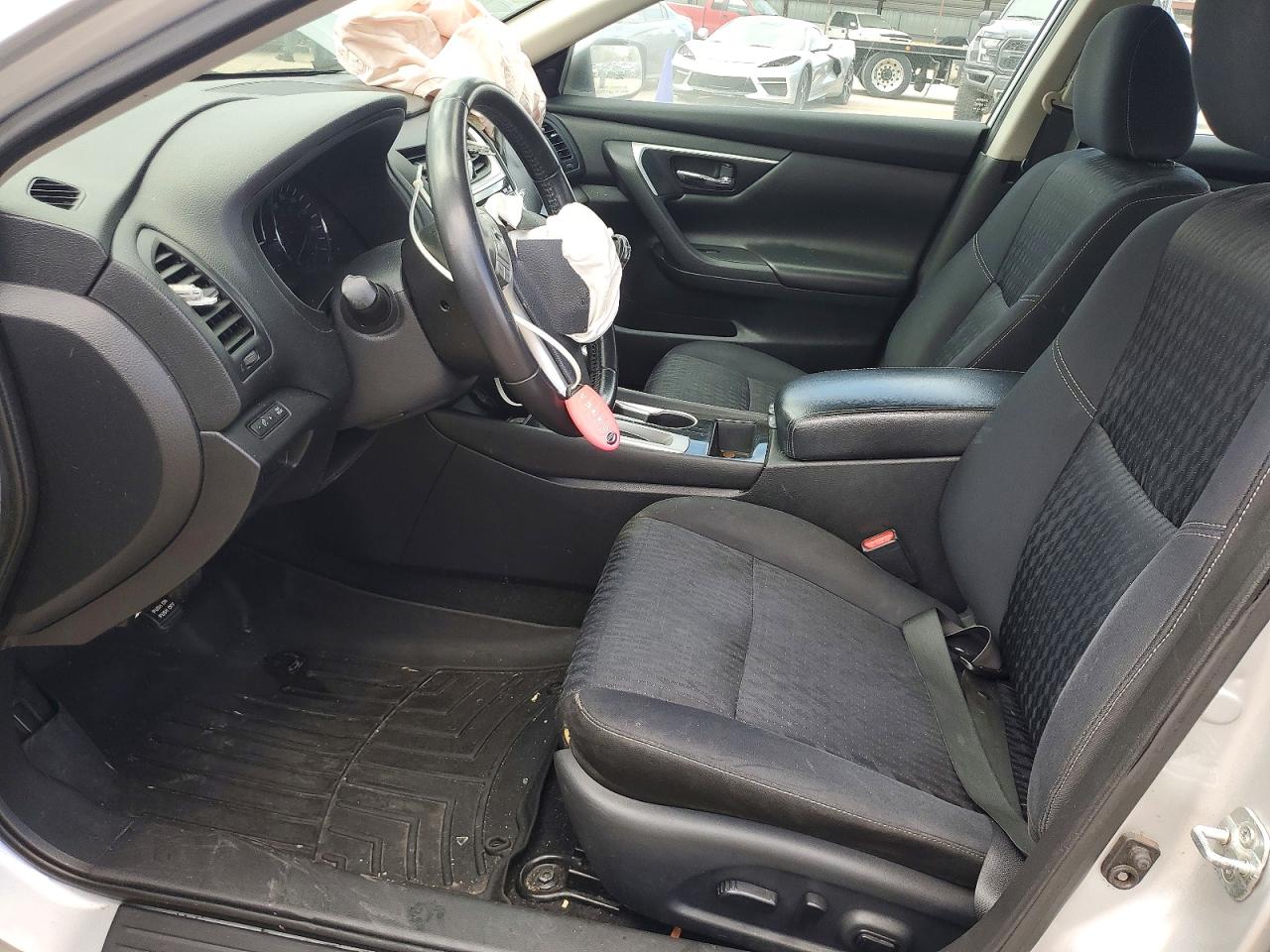 2018 NISSAN ALTIMA 2.5 SV photo 19