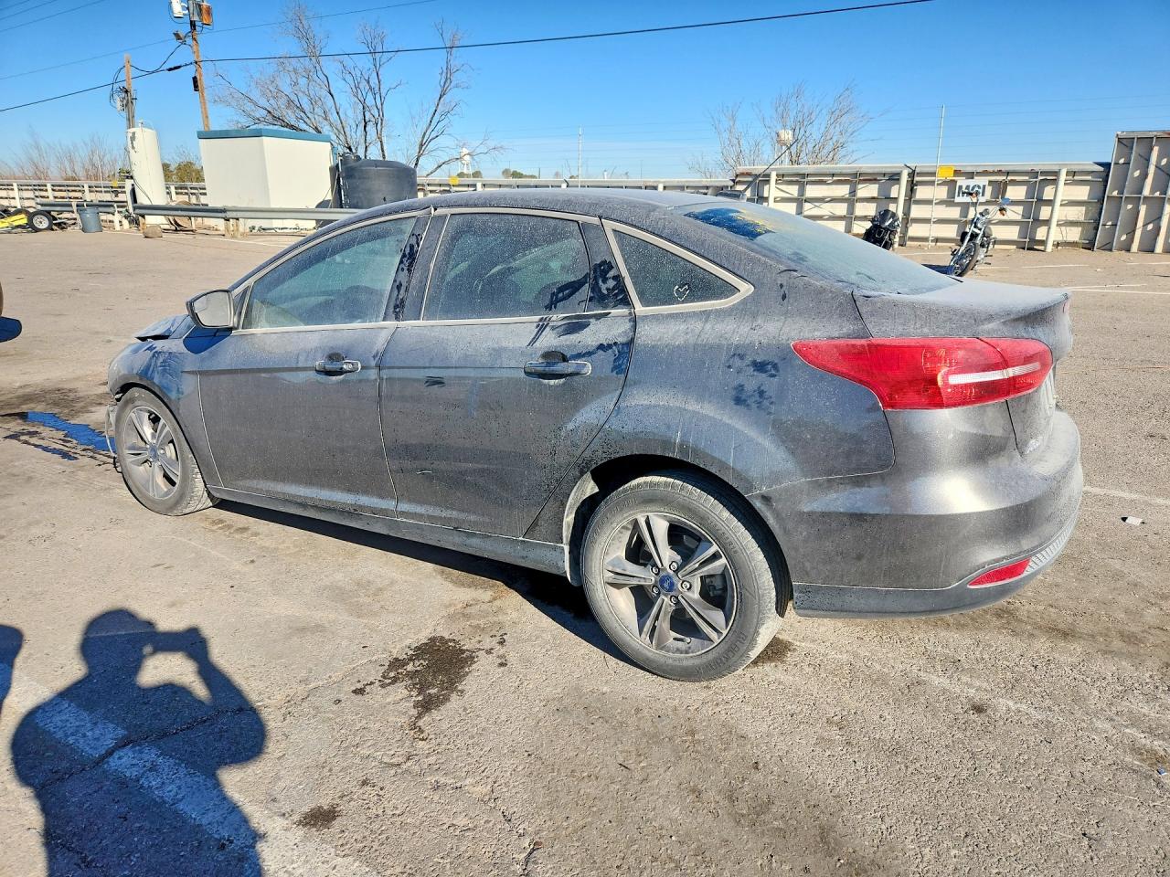2018 FORD FOCUS SE photo 3