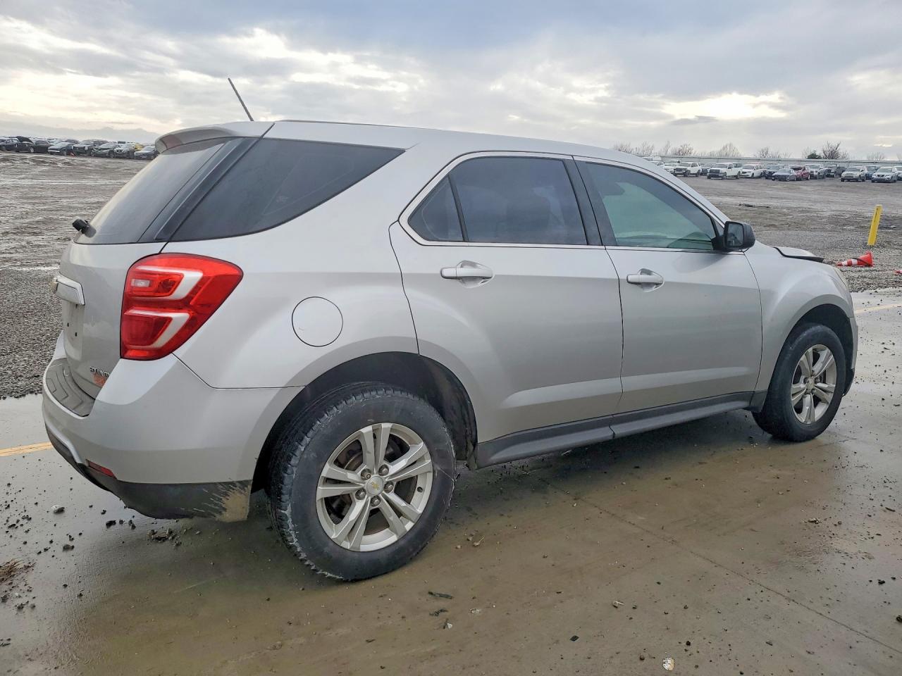 2016 CHEVROLET EQUINOX LS photo 7