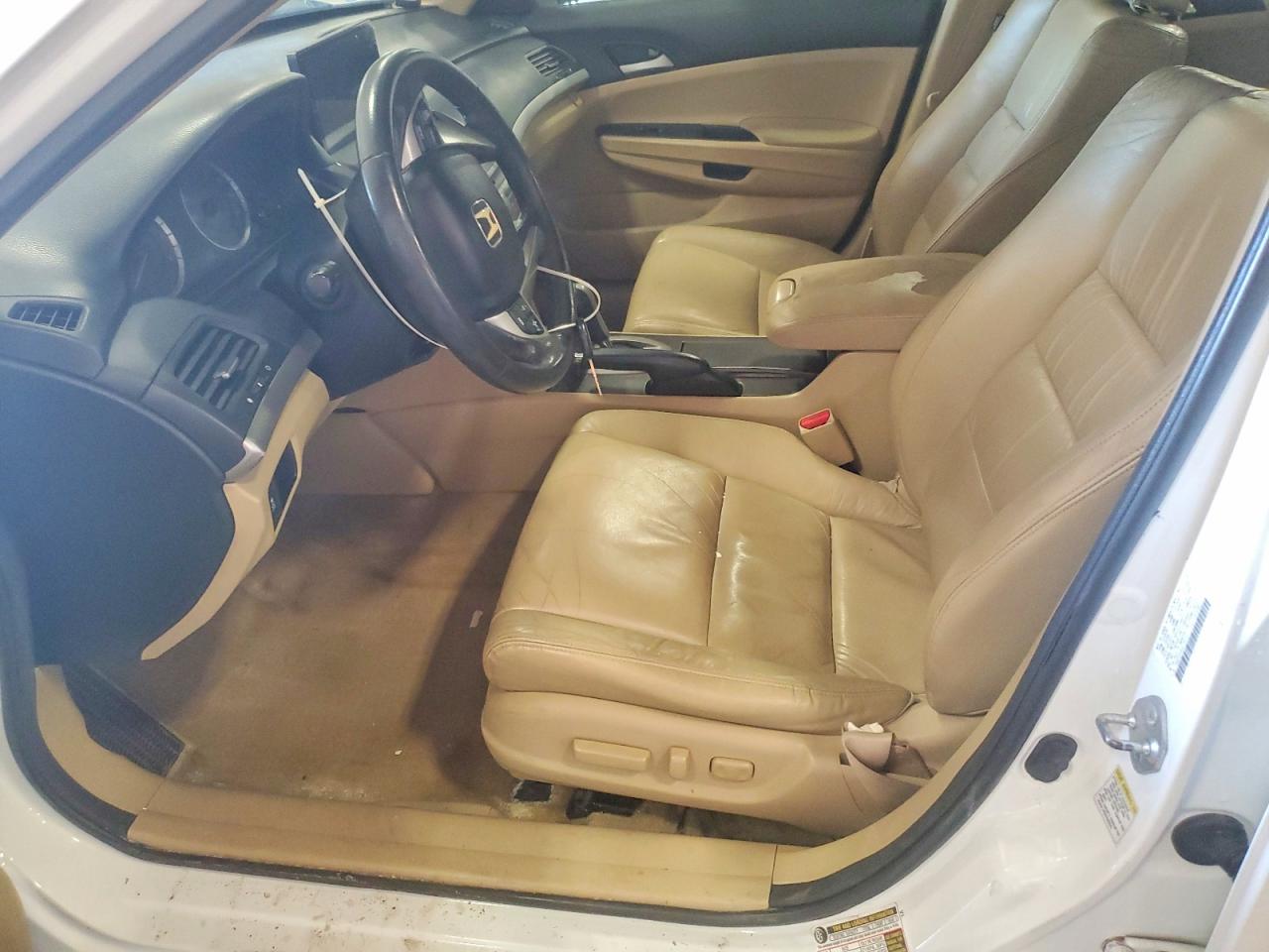 2012 HONDA ACCORD SE photo 13