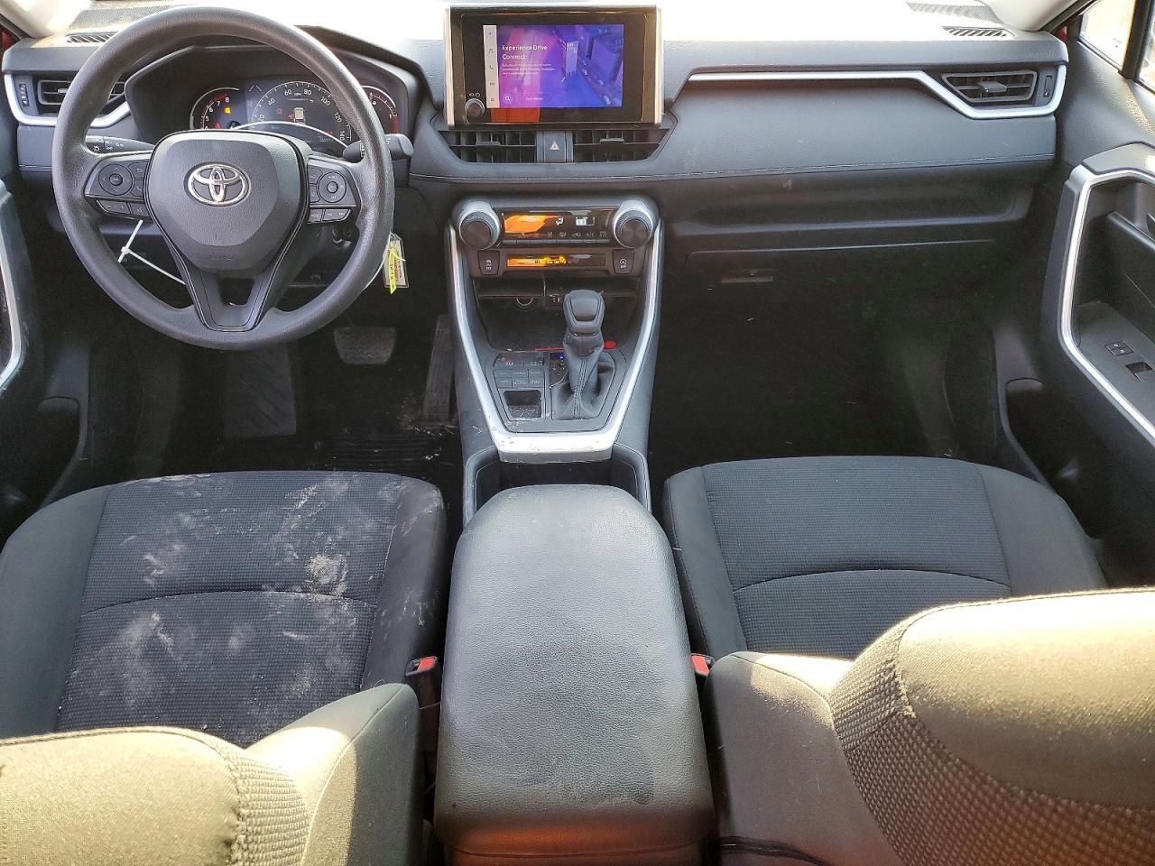 2024 TOYOTA RAV4 LE photo 15