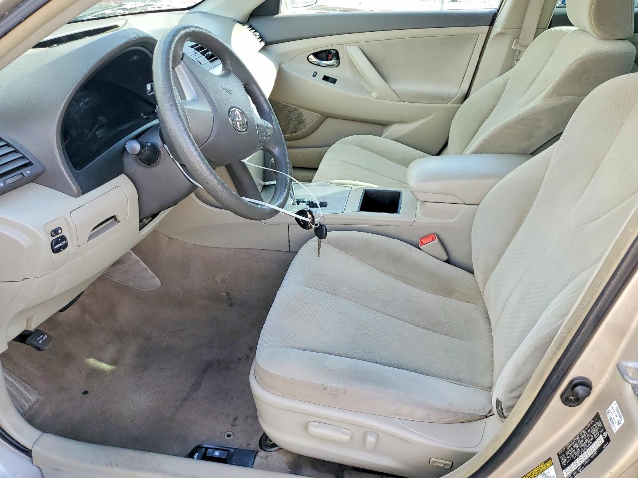 2007 TOYOTA CAMRY LE photo 13