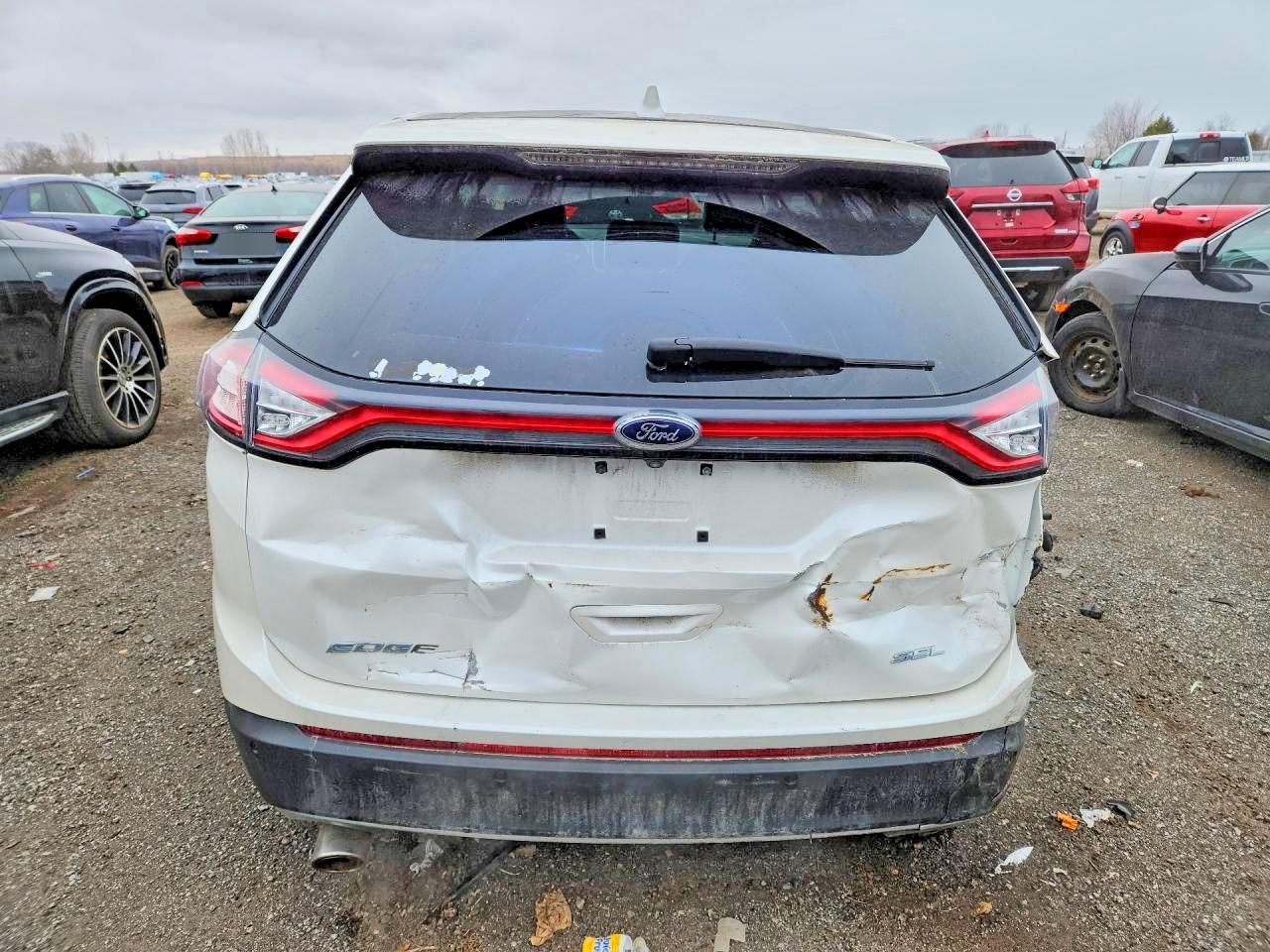 2015 FORD EDGE SEL photo 11