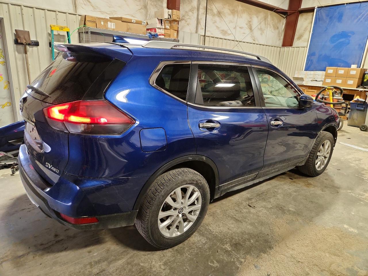 2018 NISSAN ROGUE SV photo 5