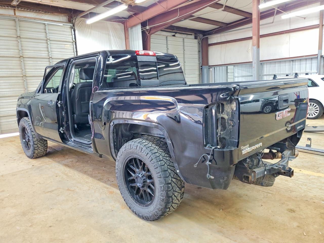 2015 GMC SIERRA K1500 DENALI photo 2